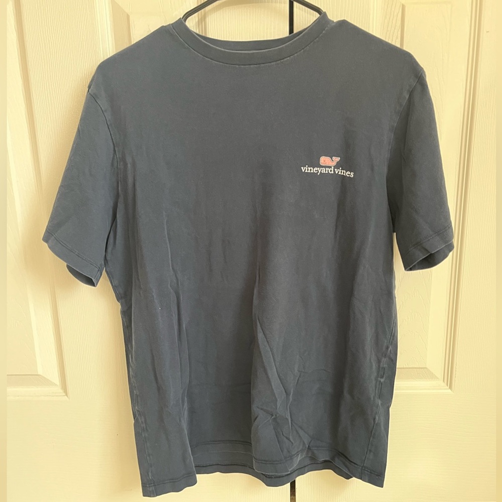 VINEYARD VINES Classic Navy Blue, Pink Whale Shirt